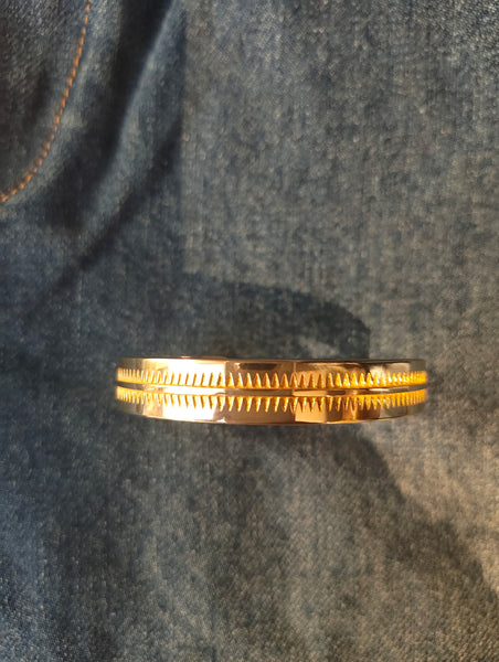 Brazalete Dorado - Concept Racer